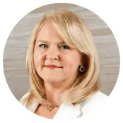 us-immigration-fund-visa-eb-5-headshot-cynde-flora