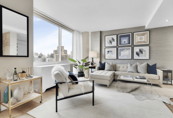 US-IMMIGRATION-FUND-NEW-YORK-UES-UWS1